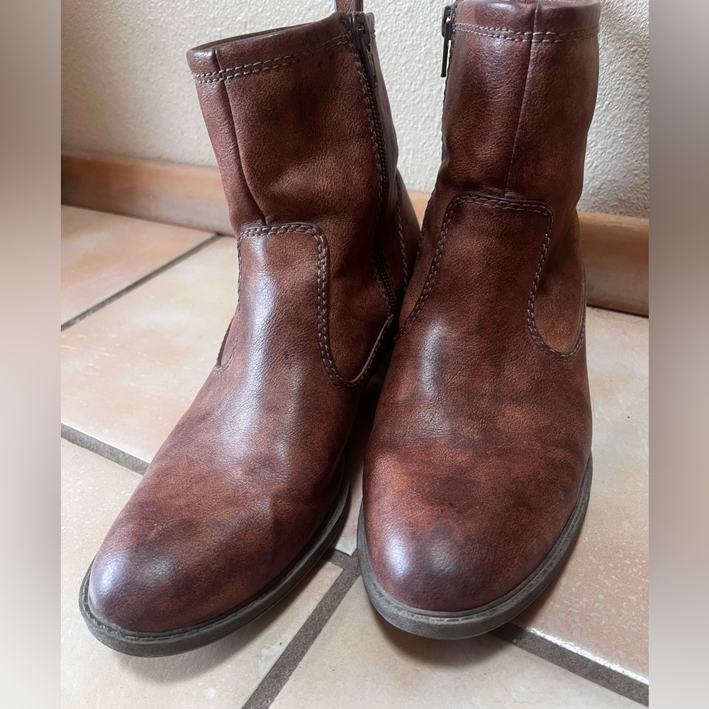 2 Pairs of Ankle Boots